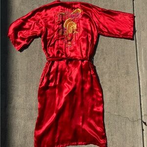 100% silk hand embroidered vintage robe